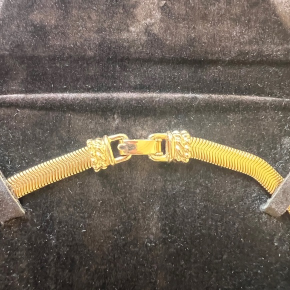 Dior Elegant Gold Necklace with white stones Accents - Picture 9 of 13